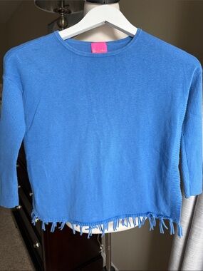Lilly Pulitzer Girls Blue Fringe Hem Knit sweater size medium